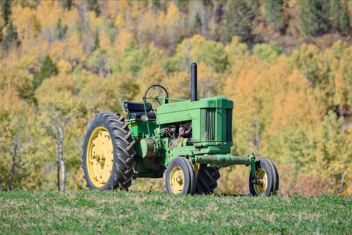 John Deere Model 60